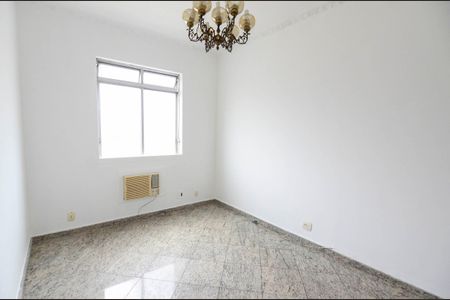 Sala de apartamento para alugar com 2 quartos, 63m² em Praça da Bandeira, Rio de Janeiro
