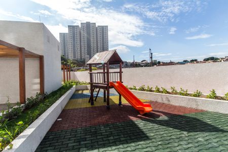 Apartamento para alugar com 40m², 2 quartos e 1 vaga Apartamento para alugar com 40m², 2 quartos e 1 vagaÁrea comum - Playground