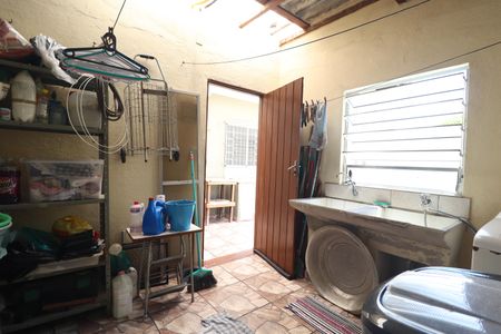 Casa à venda com 138m², 3 quartos e 1 vagaÁrea de Serviço