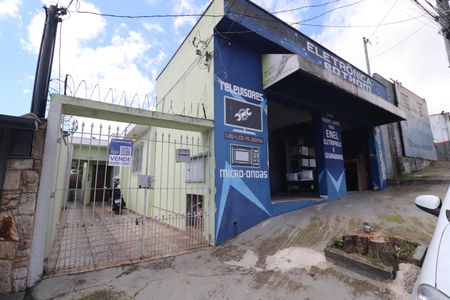 Casa à venda com 138m², 3 quartos e 1 vagaFachada