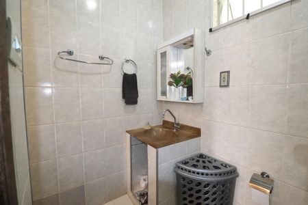 Casa à venda com 138m², 3 quartos e 1 vagaBanheiro 1 