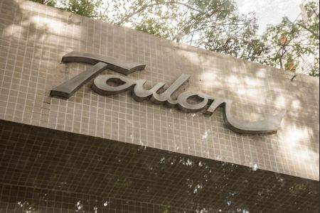 Apartamento à venda com 78m², 2 quartos e 1 vagaFrente