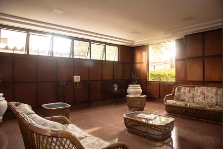 Apartamento à venda com 78m², 2 quartos e 1 vagaHall social