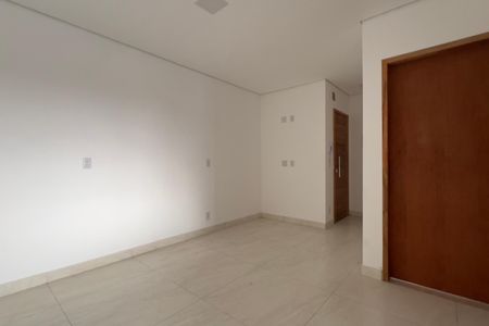 Sala de apartamento para alugar com 1 quarto, 30m² em Jardim Vila Galvao, Guarulhos