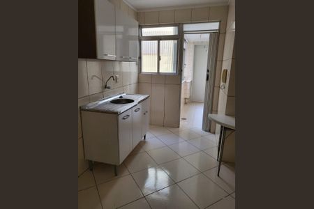Cozinha de apartamento para alugar com 2 quartos, 77m² em Bom Fim, Porto Alegre
