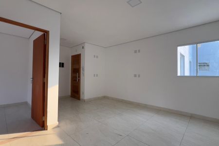 Sala de apartamento para alugar com 1 quarto, 30m² em Jardim Vila Galvao, Guarulhos