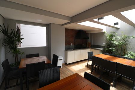 Apartamento para alugar com 52m², 2 quartos e 1 vagaÁrea comum - Churrasqueira