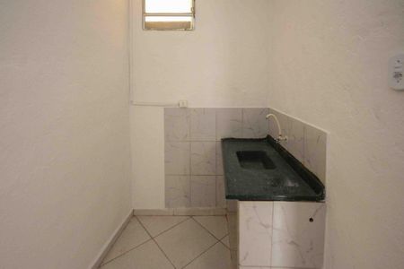 Cozinha de casa para alugar com 1 quarto, 20m² em Vila Rica, São Paulo