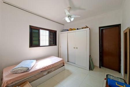 Suite de casa para alugar com 2 quartos, 70m² em Vila Tupi, Praia Grande