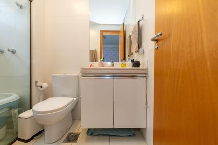 Apartamento à venda com 147m², 4 quartos e 4 vagasBANHEIRO2