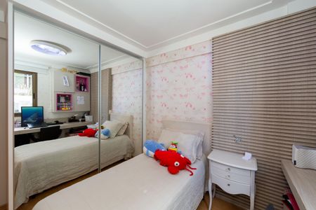 Apartamento à venda com 147m², 4 quartos e 4 vagasQUARTO1