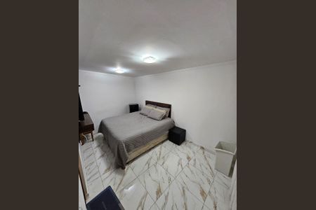 Apartamento para alugar com 98m², 4 quartos e 2 vagas Apartamento para alugar com 98m², 4 quartos e 2 vagasQuarto