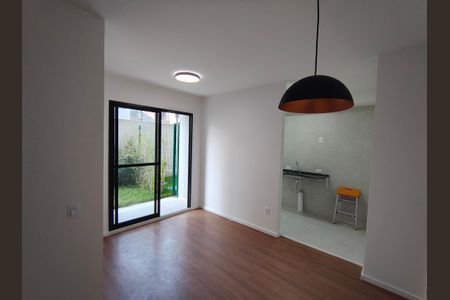 Apartamento para alugar com 71m², 2 quartos e 1 vaga Apartamento para alugar com 71m², 2 quartos e 1 vagaSala