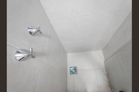 Apartamento para alugar com 71m², 2 quartos e 1 vaga Apartamento para alugar com 71m², 2 quartos e 1 vagaBanheiro Social