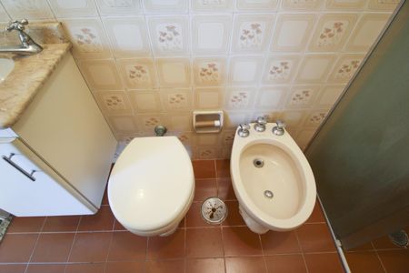 Apartamento para alugar com 68m², 2 quartos e 1 vaga Apartamento para alugar com 68m², 2 quartos e 1 vagaBanheiro