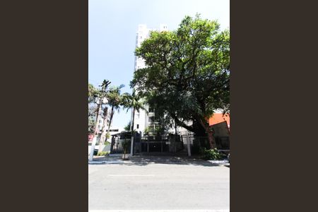 Apartamento para alugar com 68m², 2 quartos e 1 vaga Apartamento para alugar com 68m², 2 quartos e 1 vagaFachada