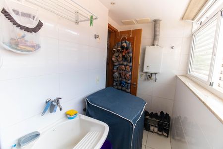 Apartamento à venda com 120m², 3 quartos e 1 vagaÁrea de Serviço