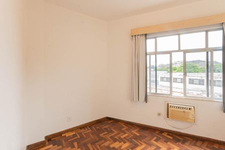 Quarto 1 de apartamento à venda com 2 quartos, 77m² em Maracanã, Rio de Janeiro