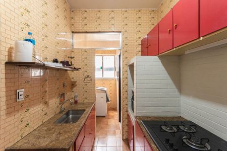 Apartamento à venda com 77m², 2 quartos e sem vagaCozinha