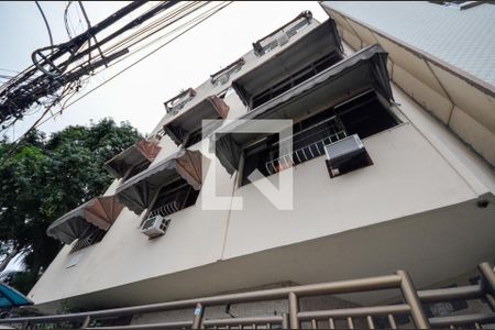 Apartamento à venda com 77m², 2 quartos e sem vaga Apartamento à venda com 77m², 2 quartos e sem vagaFachada