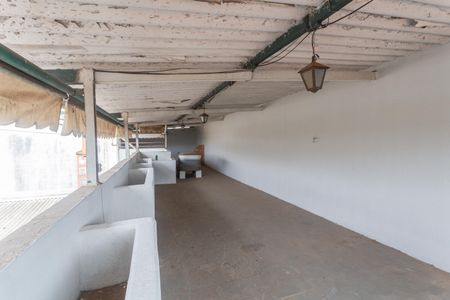 Casa à venda com 113m², 4 quartos e sem vaga Casa à venda com 113m², 4 quartos e sem vagaTerraço