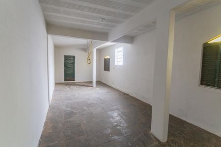 Casa à venda com 113m², 4 quartos e sem vaga Casa à venda com 113m², 4 quartos e sem vagaSala da Casa de Cima