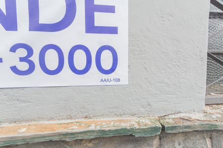 Casa à venda com 113m², 4 quartos e sem vaga Casa à venda com 113m², 4 quartos e sem vagaPlaquinha Instalada