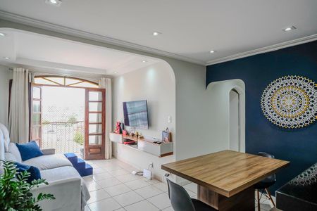 Sala de apartamento à venda com 3 quartos, 75m² em Rudge Ramos, São Bernardo do Campo