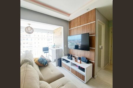 Sala de apartamento para alugar com 2 quartos, 50m² em Conceicao, Osasco