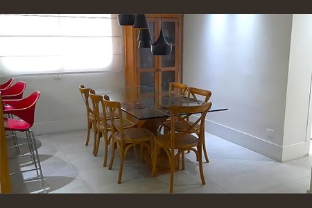 Foto 04 de apartamento à venda com 2 quartos, 122m² em Itaim Bibi, São Paulo
