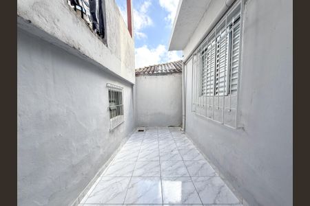 Varanda de casa para alugar com 1 quarto, 40m² em Vila Caraguata, São Paulo