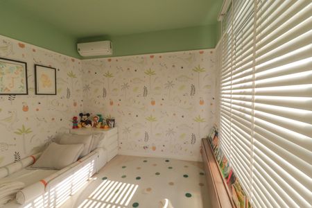 Casa à venda com 165m², 3 quartos e 2 vagasQuarto