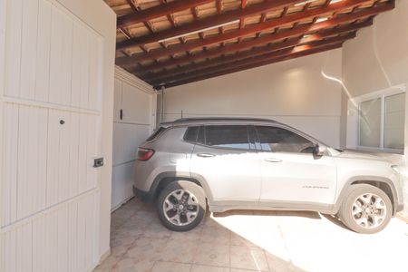 Casa à venda com 165m², 3 quartos e 2 vagasQuintal