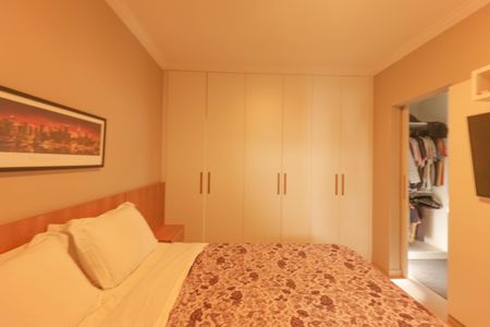 Casa à venda com 165m², 3 quartos e 2 vagasSuíte