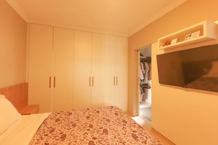 Casa à venda com 165m², 3 quartos e 2 vagasSuíte