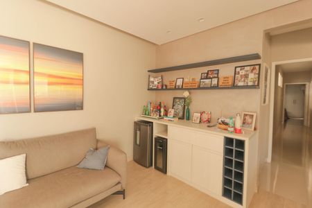 Casa à venda com 165m², 3 quartos e 2 vagasSala