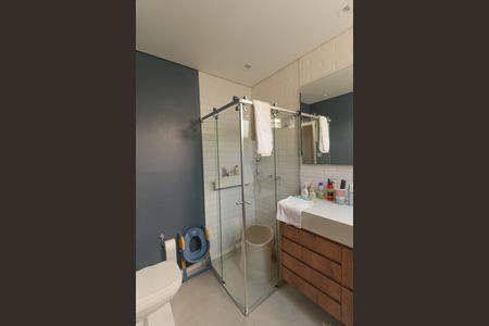 Casa à venda com 165m², 3 quartos e 2 vagasBanheiro