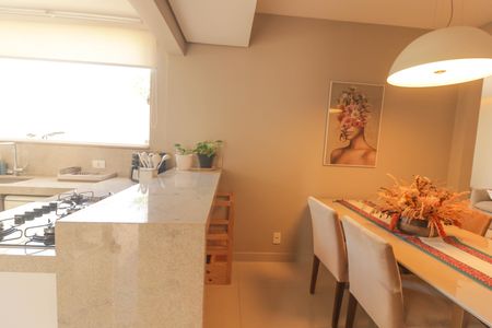 Casa à venda com 165m², 3 quartos e 2 vagasCozinha e Área de Serviço