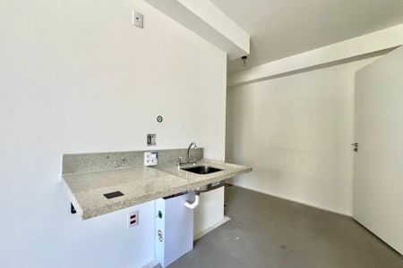 Studio à venda com 29m², 1 quarto e sem vaga Studio à venda com 29m², 1 quarto e sem vagaCozinha