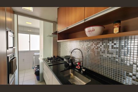 Apartamento à venda com 100m², 2 quartos e 2 vagas Apartamento à venda com 100m², 2 quartos e 2 vagasCozinha