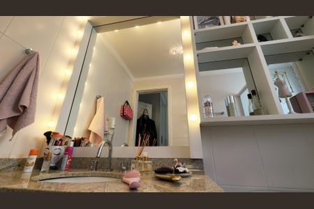 Apartamento à venda com 100m², 2 quartos e 2 vagas Apartamento à venda com 100m², 2 quartos e 2 vagasBanheiro da Suíte 2