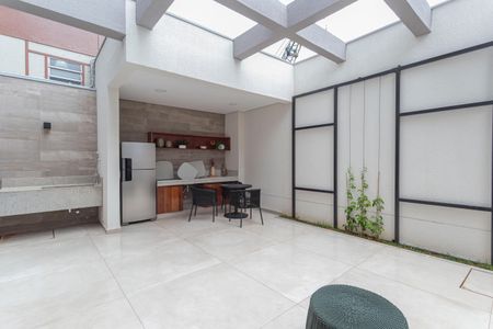 Apartamento à venda com 27m², 1 quarto e sem vagaÁrea comum - Churrasqueira