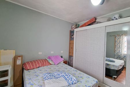 Casa à venda com 4 quartos, 275m² em Vila Antonieta, São Paulo