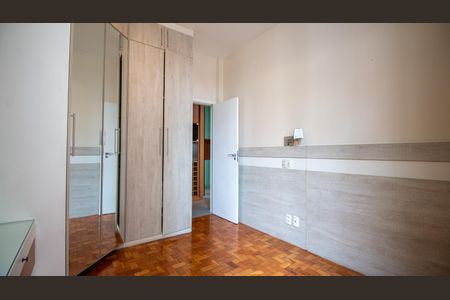 Apartamento à venda com 56m², 1 quarto e sem vagaQuarto