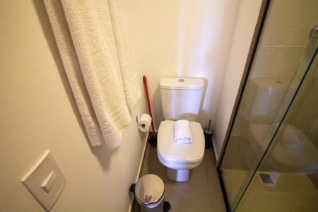 Banheiro de kitnet/studio à venda com 1 quarto, 22m² em Jardim das Acacias, São Paulo
