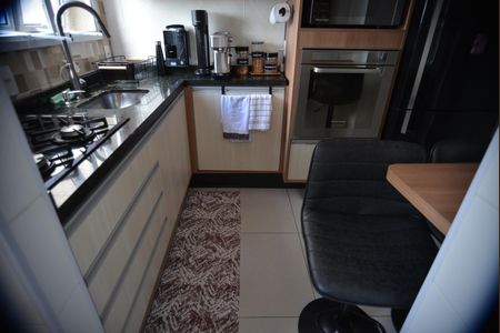 Apartamento à venda com 54m², 2 quartos e 1 vagaCozinha