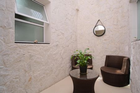 Casa à venda com 320m², 4 quartos e 7 vagasJardim de Inverno