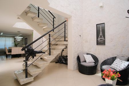 Sala de casa à venda com 4 quartos, 320m² em Vila Gomes Cardim, São Paulo