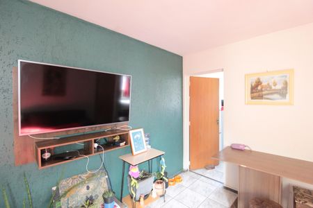 Sala de apartamento à venda com 2 quartos, 45m² em Jaqueline, Belo Horizonte
