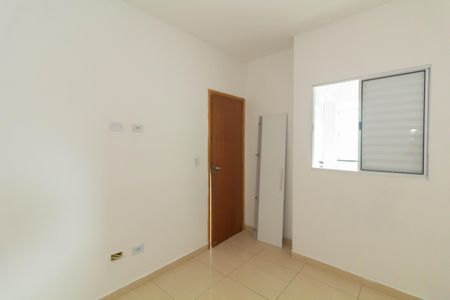 Quarto 1 de apartamento para alugar com 2 quartos, 35m² em Itaquera, São Paulo